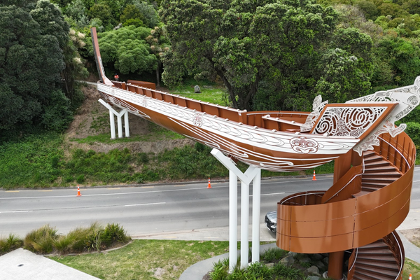 Te Ikaroa a Rauru footbridge