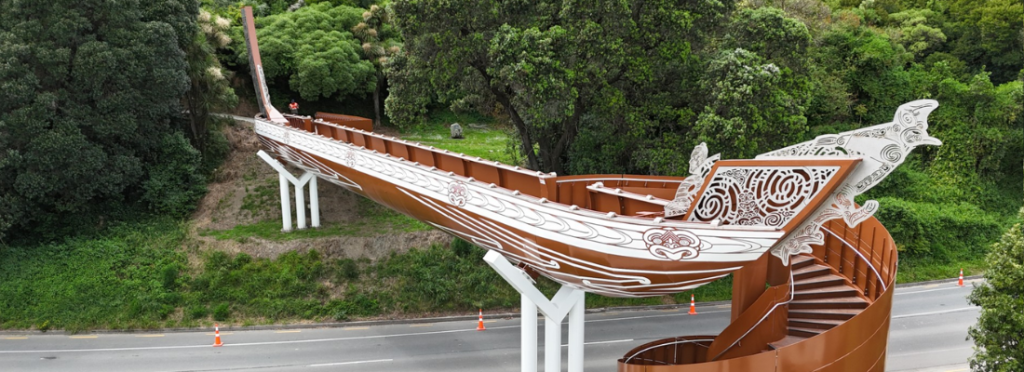 Te Ikaroa a Rauru footbridge